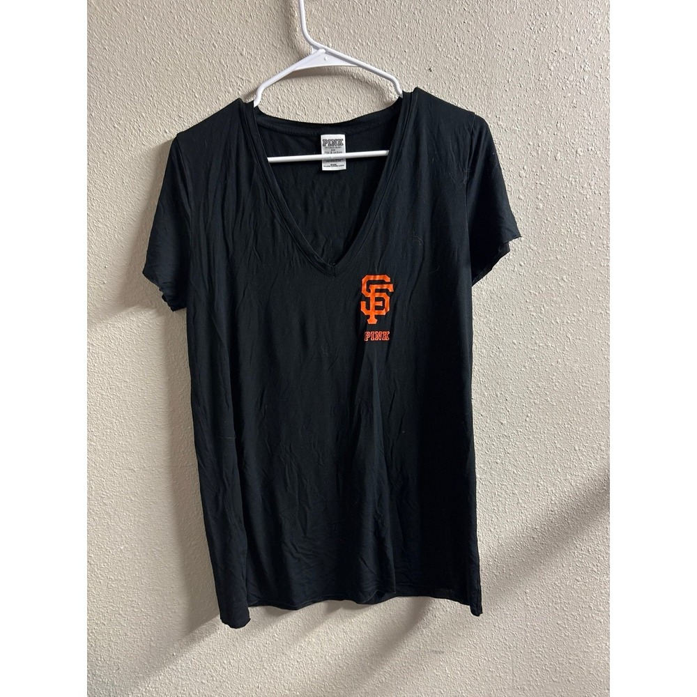 Women's pink San Francisco Giants shirt‎